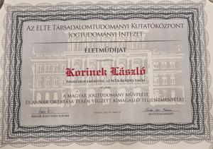 ELTE életműdíj Korinek László.jpg